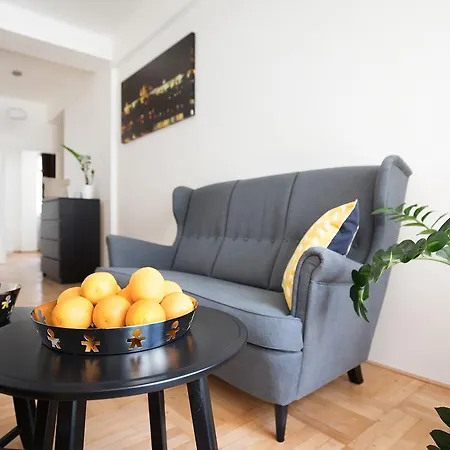 Hanan's Benedikt アパート