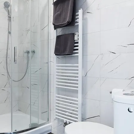 Hanan's Benedikt Appartement